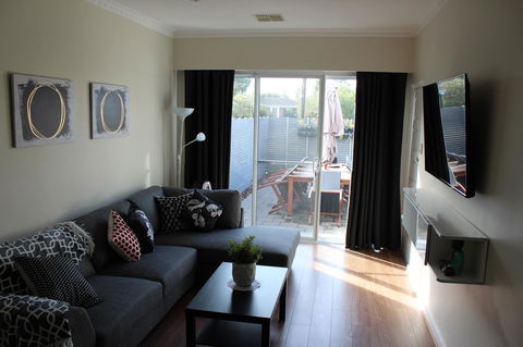 Christophers Villa - Hobart Tourism 39