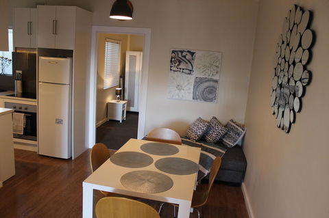 Christophers Villa - Hobart Tourism 21