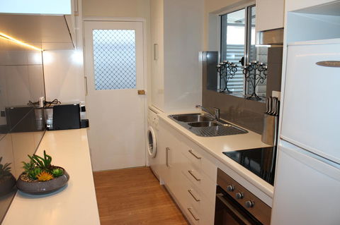 Christophers Villa - Hobart Tourism 28