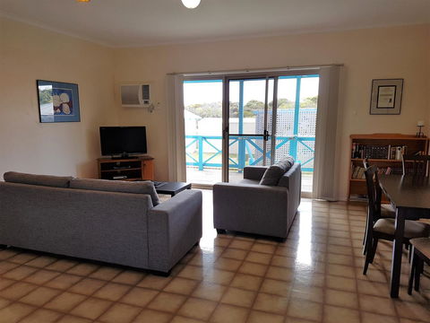 Marion Bay Holiday Villas - Hobart Tourism 1