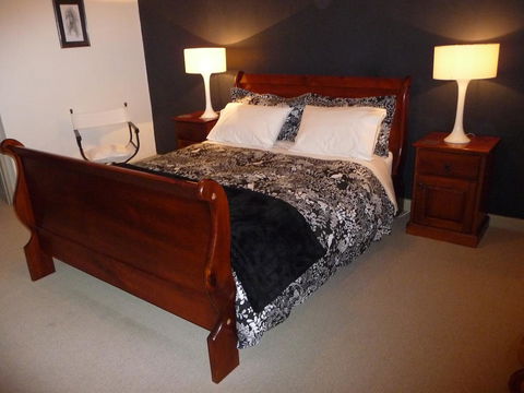 Country Bakehouse Accommodation - Hobart Tourism 11