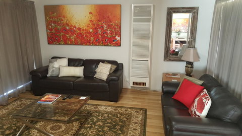 Jacaranda Homestay - Tourism TAS 7