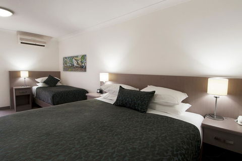Loxton Community Hotel Motel - Hobart Tourism 11