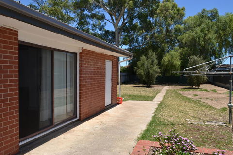 Prospect Holiday House - Hobart Tourism 8