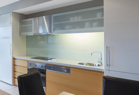 Apartments @ 16 Holdfast - Tourism TAS 12