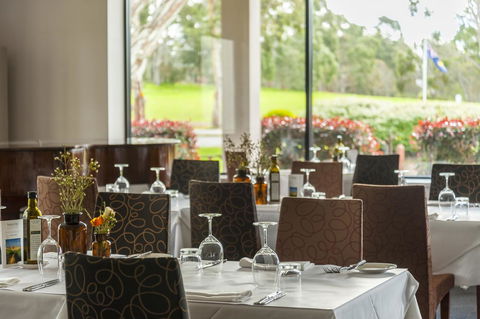 Serafino McLaren Vale - Tourism TAS 11