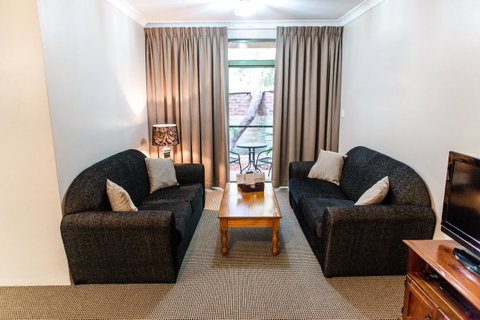 The Belmore Apartments Hotel - Tourism TAS 23