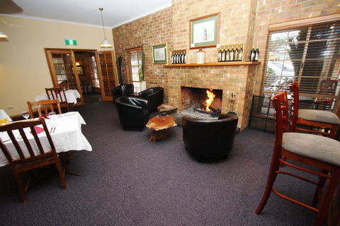 Clare Central - Tourism TAS 25