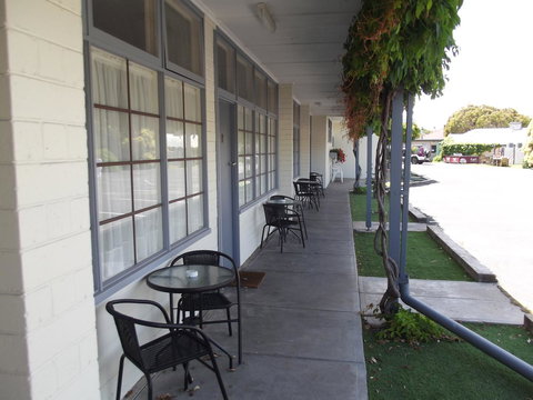 Guichen Bay Motel - Tourism TAS 21