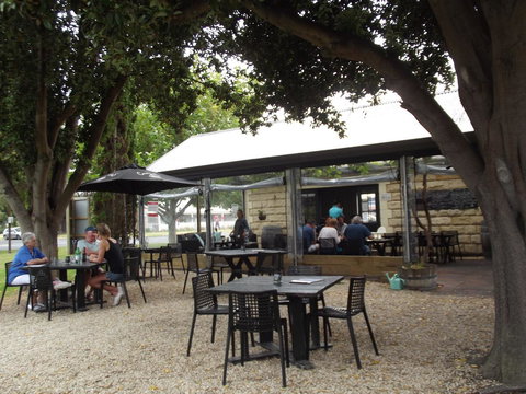 Guichen Bay Motel - Tourism TAS 4