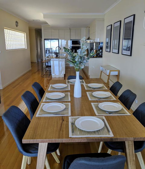 Ochre Point Beach House On Moana Seafront - Hobart Tourism 3