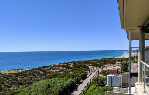 Ochre Point Beach House On Moana Seafront - Hobart Tourism 7
