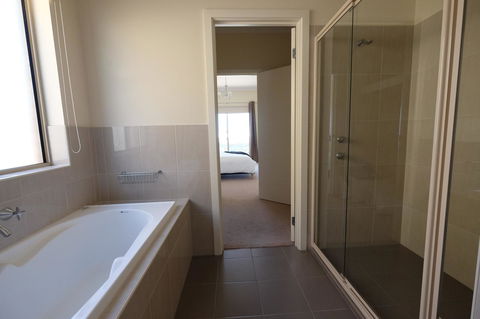 Ochre Point Beach House On Moana Seafront - Hobart Tourism 12