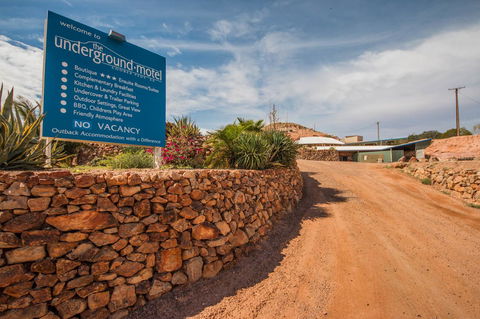 The Underground Motel - Hobart Tourism 24