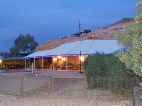 The Underground Motel - Hobart Tourism 0