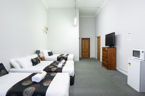 City Centre Motel Hotel - Tourism TAS 9