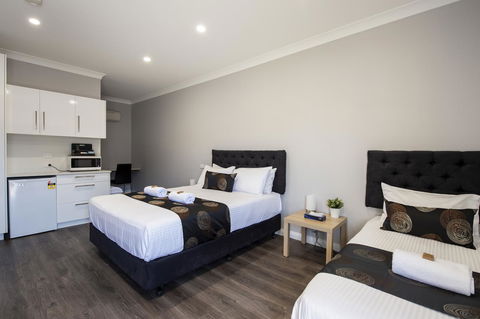 City Centre Motel Hotel - Tourism TAS 23