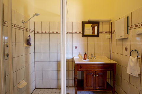 City Centre Motel Hotel - Tourism TAS 33
