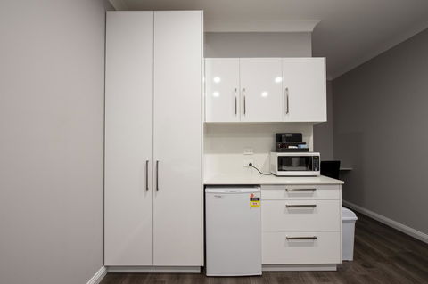City Centre Motel Hotel - Tourism TAS 24