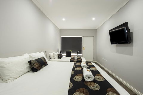 City Centre Motel Hotel - Tourism TAS 17