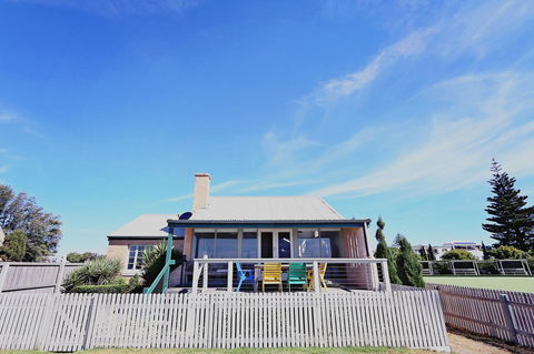 Caledonian Inn - Hobart Tourism 4