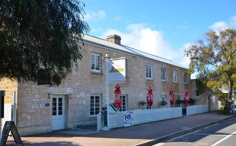 Caledonian Inn - Hobart Tourism 28