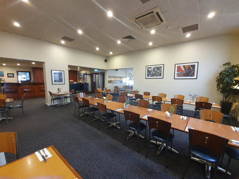 Pier Hotel Port Lincoln - Tourism TAS 9