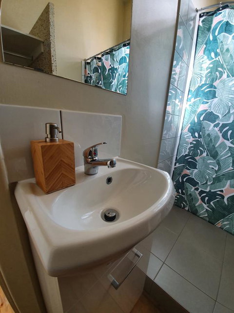 Pier Hotel Port Lincoln - Tourism TAS 23