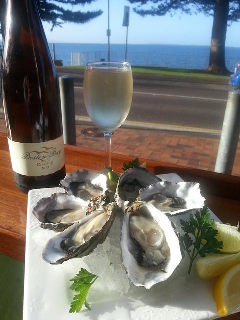 Pier Hotel Port Lincoln - Tourism TAS 7