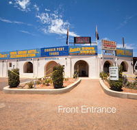 Radeka Downunder Underground Motel