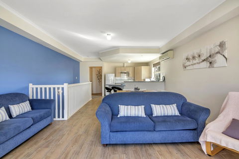 The Lighthouse - Port Willunga - C21 SouthCoast Holidays - Tourism TAS 7