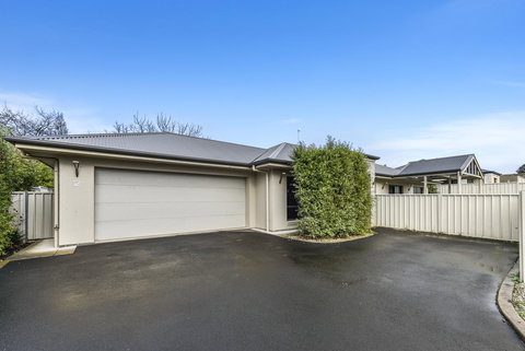 Accommodation On Lansell 2 - Tourism TAS 7