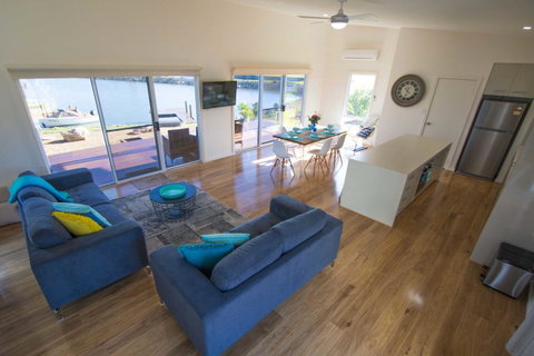 Villa Serra - Tourism TAS 1