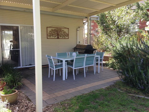 Jack\'s House B&B Clare - Hobart Tourism 5