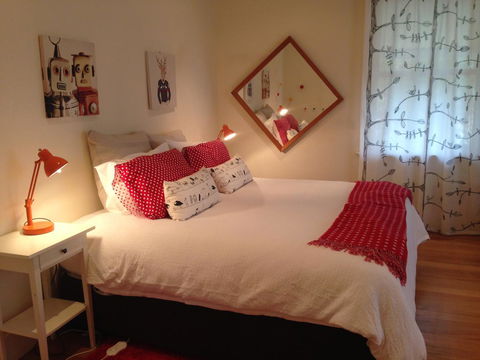 Jack\'s House B&B Clare - Hobart Tourism 22