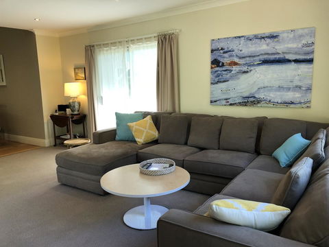 Jack\'s House B&B Clare - Hobart Tourism 11