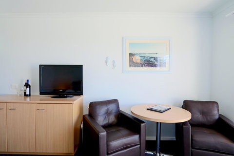 Harbour View Motel - Tourism TAS 5