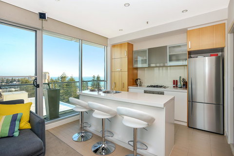Glenelg Skyline Penthouse - Hobart Tourism 9