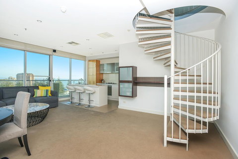 Glenelg Skyline Penthouse - Hobart Tourism 18