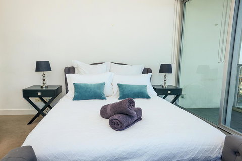 Glenelg Skyline Penthouse - Hobart Tourism 20