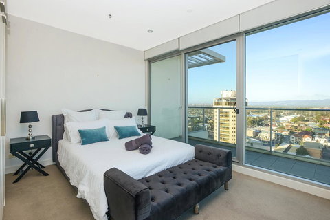 Glenelg Skyline Penthouse - Hobart Tourism 19