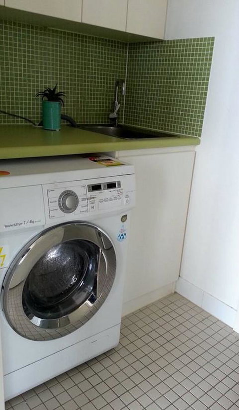 Glenelg Skyline Penthouse - Hobart Tourism 24