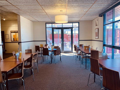 Opal Inn Hotel, Motel, Caravan Park - Hobart Tourism 27