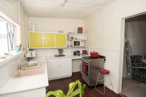 Sinclair Cottage - Tourism TAS 22