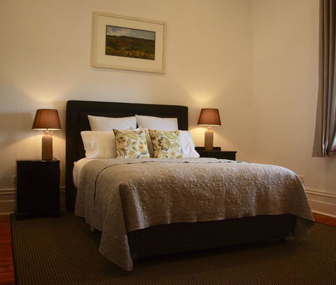 Scobie Lane Retreat - Hobart Tourism 10