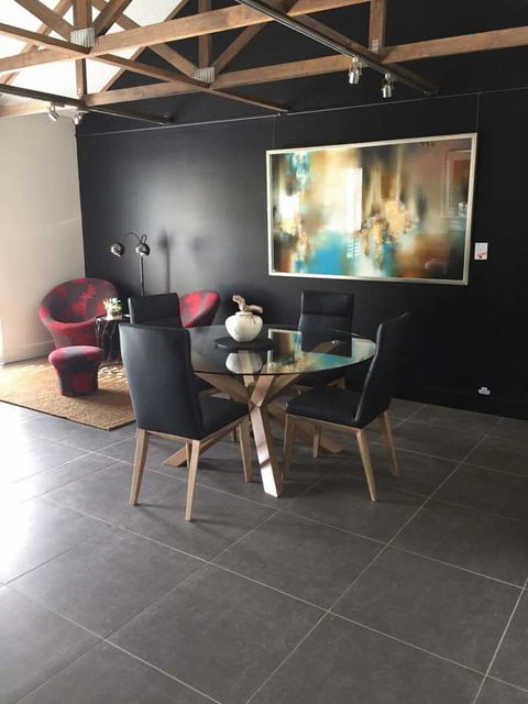 Irongate Studio B&B - Hobart Tourism 11