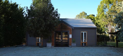 Irongate Studio B&B - Hobart Tourism 10