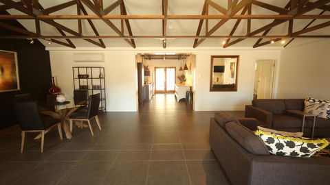 Irongate Studio B&B - Hobart Tourism 1