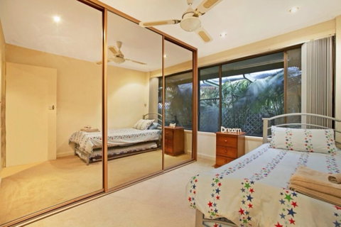 The Palms - Tourism TAS 19