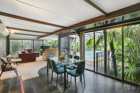 The Palms - Tourism TAS 11
